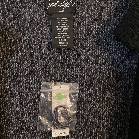 Lord &Taylor cardigan. Excellent workmanship. 4 pockets on front. Never worn - Picture 3 of 4